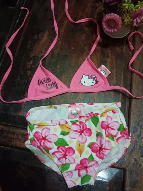 Hot Sexy Hello Catie Bikini Pics