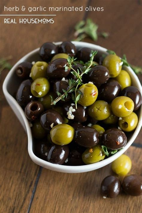 Herb And Garlic Marinated Olives Marinated Olives Olive Recipes