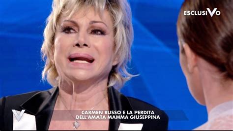 Le Lacrime Di Carmen Russo Per La Scomparsa Della Mamma Mediaset Infinity