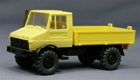 Wiking H Mercedes Benz Unimog U L In Gelb