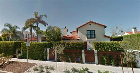 Rihanna selling an LA home she bought in August - Curbed LA