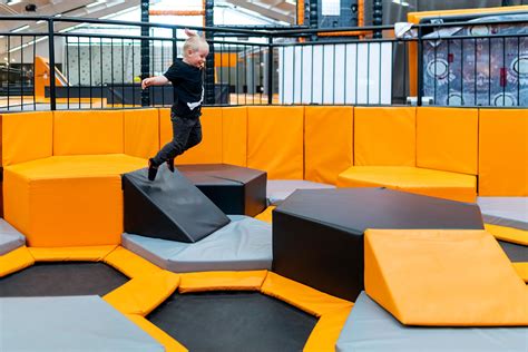 Kleinkinderbereich Langenzenn Jump4All Moderne Trampolinhallen In