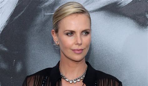 Famous Celebrities You Didnt Know Are Gay Bisexual Beamingnotes Viral