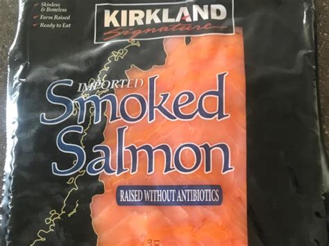 Smoked Salmon Nutrition Facts - Eat This Much