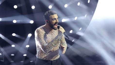 Sanremo Marco Mengoni Torna Al Festival E Canta Due Vite La