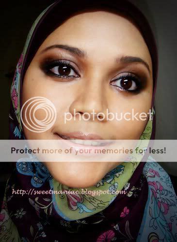 Make Up By Anna Ismail Smokey Eyes With Nude Lips Look