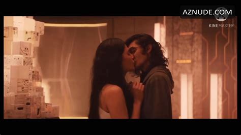 Shruti Haasan Nude Aznude