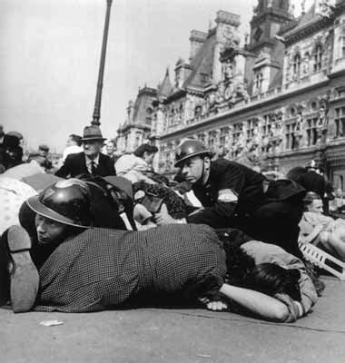 Robert Capa Nicolas Beaumont Pictures Photoreporter