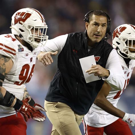 Everyone Said The Same Thing About WNBA Players' 'Pay Us What You Owe