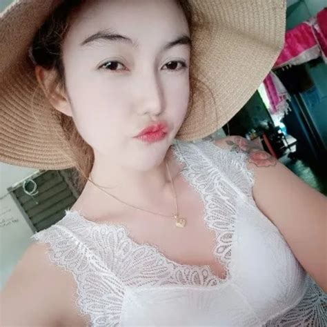 Behind The Scenes Of A Girl Masturbating Voyeur Porn Feat Skyunited XHamster