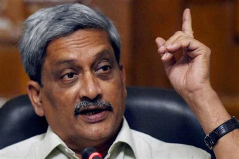 What! CM Manohar Parrikar bans parties after 10 pm in Goa