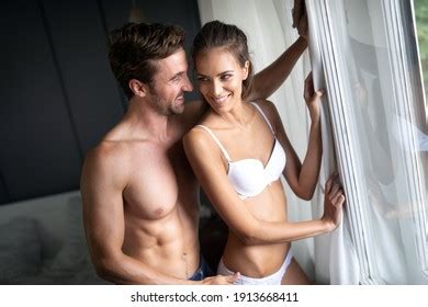 8 Thousand Couple Hug Naked Royalty Free Images Stock Photos Pictures Shutterstock