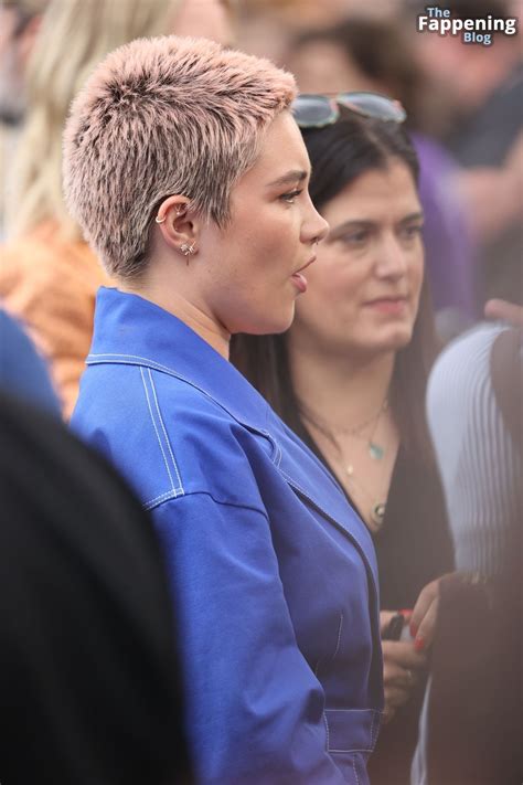 Florence Pugh Flaunts Her Tits Legs At The Oppenheimer Premiere In London Photos