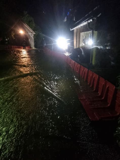 Mobiler Hochwasserschutz Bew Hrt Sich In Bad Ischl Nach Starkregen