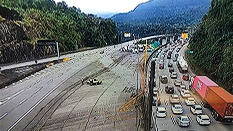 Motoristas Enfrentam Congestionamento Na Volta Para Casa Ap S Feriado