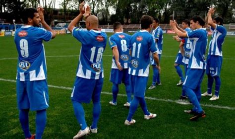 Futebol Charrua Cerro Largo Goleia O Rampla Juniors E Encosta Nos L Deres