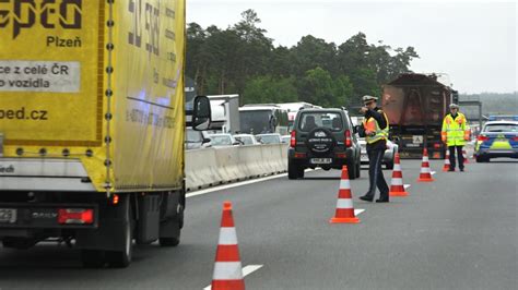 Gaffer filmt tödlichen Unfall Dann rastet Polizist aus Fotostrecke