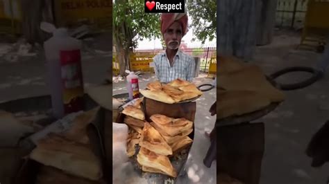 95 Year Old Man Shelling Famous Patties اكلات الشوارع حول العالم