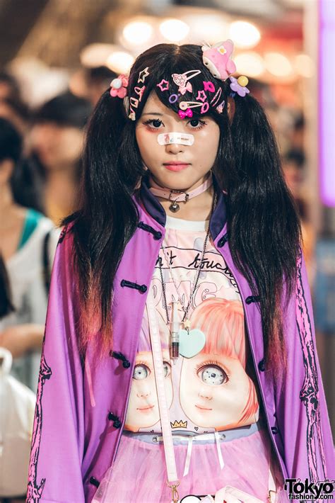 Harajuku Girl In Kawaii Fashion W Wego Acdc Rag Listen Flavor