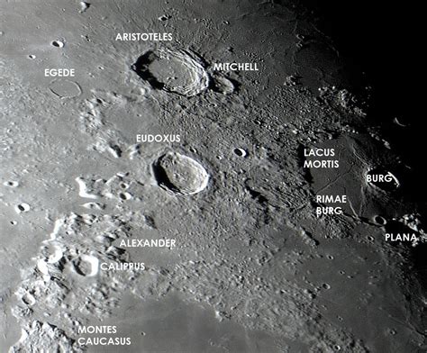 Crateras Aristoteles E Eudoxus Vaz Tolentino Observat Rio Lunar