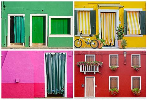 Edificios Coloridos En La Calle Soleada De La Isla De Burano Italia