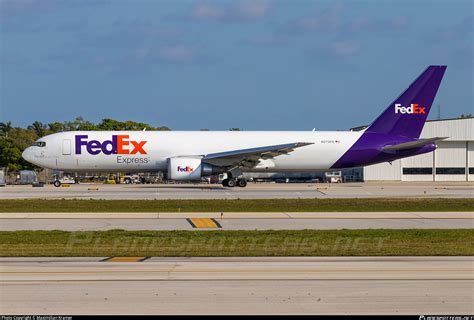 N Fe Fedex Express Boeing F Photo By Maximilian Kramer Id