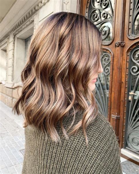 Looks Avec Des Rayons Pour Cacher Les Cheveux Gris Delicesetplats