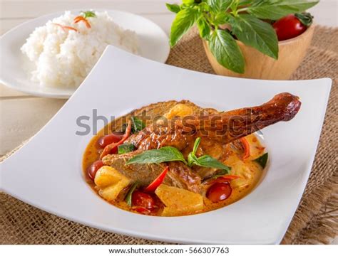 Kaeng Pled Ped Yang Roasted Duck Stock Photo 566307763 Shutterstock