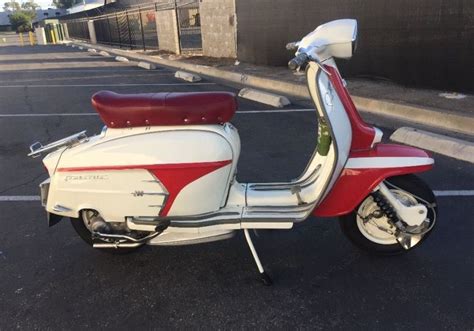 A Wolf In Sheep’s Clothing – 1966 Lambretta SX200 | Bike-urious