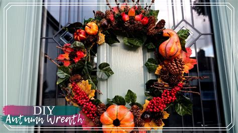 How To Make An Autumn Wreath An Easy Autumn Craft Diy Autumn Decor