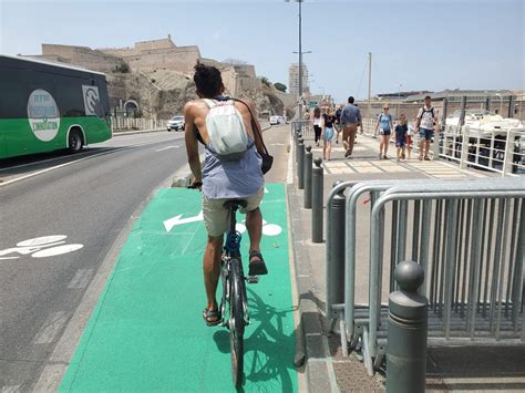 Marseille Cette Piste Cyclable Ouvre Au Vieux Port C Est Un Peu