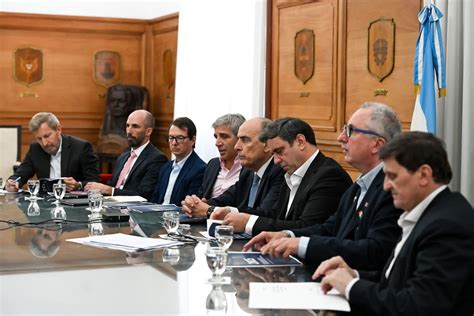 Los Gobernadores Dialoguistas Insisten En Negociar El Tratamiento Pese