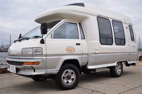 1993 TOYOTA HIACE CAMPER 4WD TURBO DIESEL