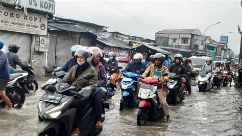 Pemkot Jelaskan Penyebab Genangan Air Di Surabaya Utara Dan Barat