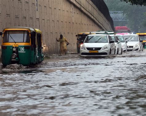 Traffic Snarls Waterlogging In Part Of Delhi After Heavy Rain