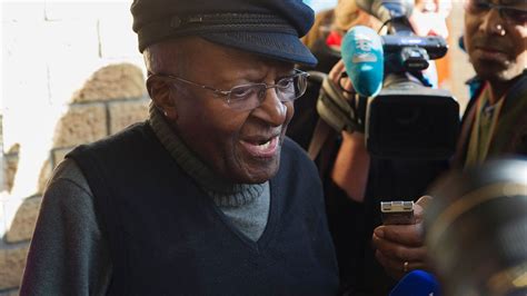 Archbishop Desmond Tutu Readmitted To Hospital Huffpost Communities