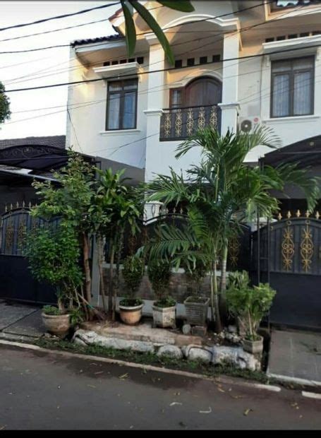 Rumah Second Di Billy Moon Pondok Kelapa Jakarta Timur