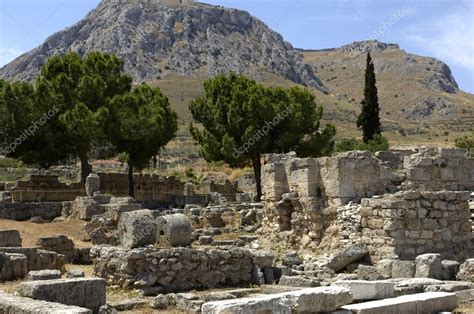 Ruins of historical ancient Corinth – Stock Editorial Photo © packshot ...