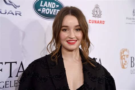 Kaitlyn Dever Measurements, Net Worth, Bio, Age, and Family Details