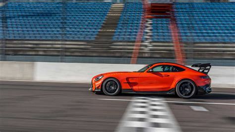 Mercedes AMG GT Black Series En Piste Avec La Plus Puissante De Toutes