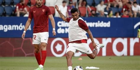 Tecatito El Mexicano Corona Vuelve A Entrenar Con El Sevilla Tras Su