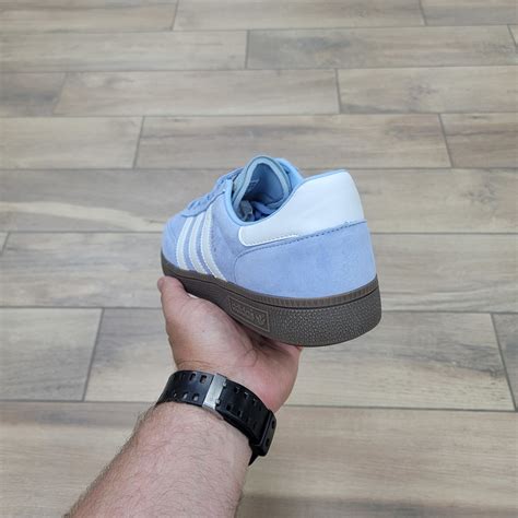 Голубые с белым мужские и подростковые кроссовки Адидас Спешл | Adidas ...