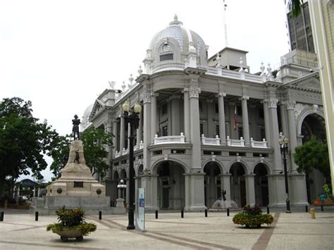 Guayaquil Y Su Alcaldía Desde Mi Trinchera