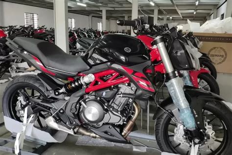 Kenapa Kamu wajib Pilih Motor Benelli TNT 249S yang Gemparkan Pasar ...