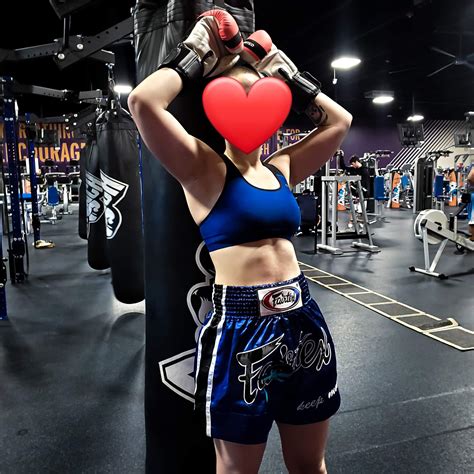 MMA fighter//onlyfans model 😜 cum see my content : r/WmmaOnlyFans