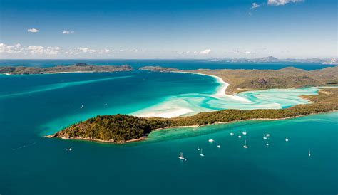 9 Cruises in Whitsunday Islands, Australia - LiveAboard.com