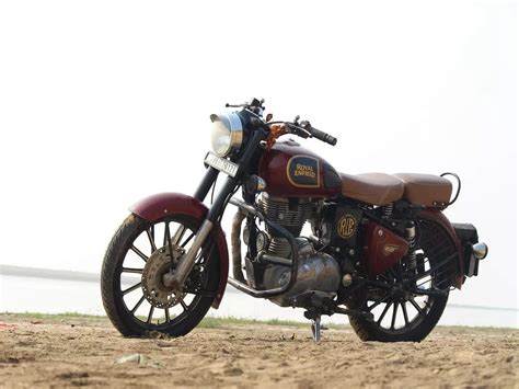 Royal Enfield Classic To Get Two New Colours And Alloy Wheels