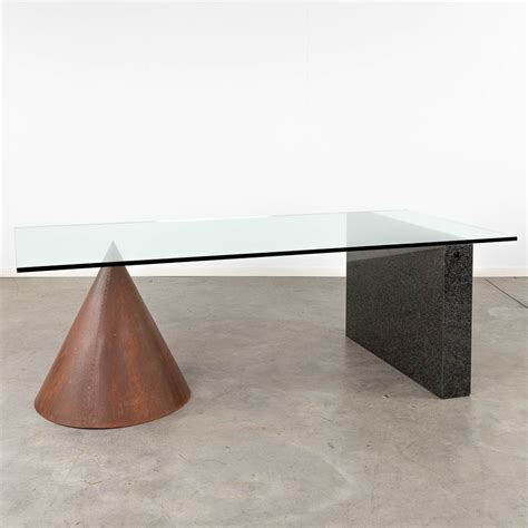 Massimo Vignelli Table Mutualart