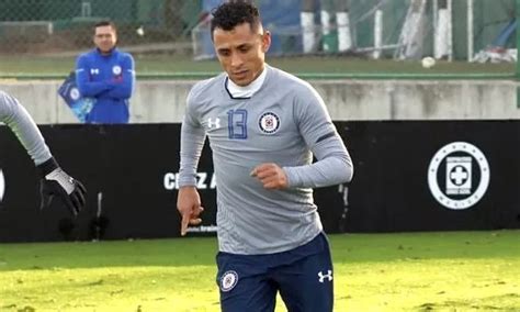 Yoshimar Yotún volvió a entrenar con normalidad en Cruz Azul México