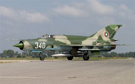 Mikoyan-Gurevich MiG-21 wallpapers, Military, HQ Mikoyan-Gurevich MiG ...